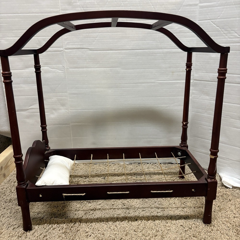 American Girl Doll‎ Caroline's Canopy Bed With Pillow 2012 Wood No Bedding